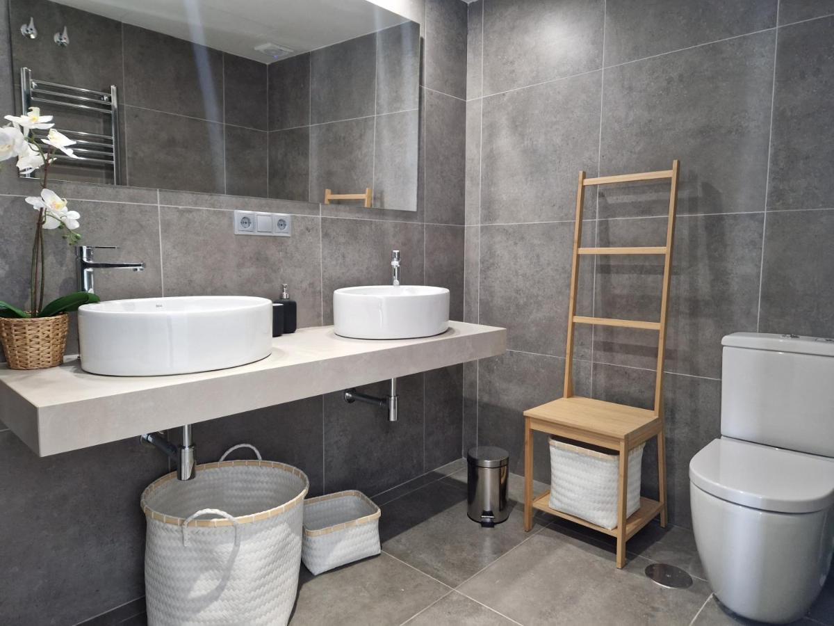 Luxury 2 Bedrooms With Seaview Blue 4104 * Manilva