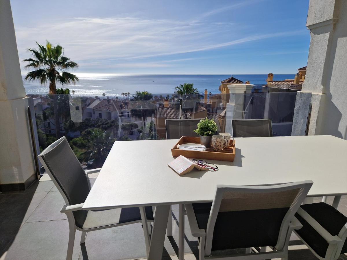 Luxury 2 Bedrooms With Seaview Blue 4104 Apartment Manilva
