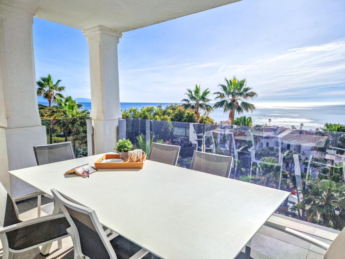 Apartment Luxury 2 Bedrooms With Seaview Blue 4104